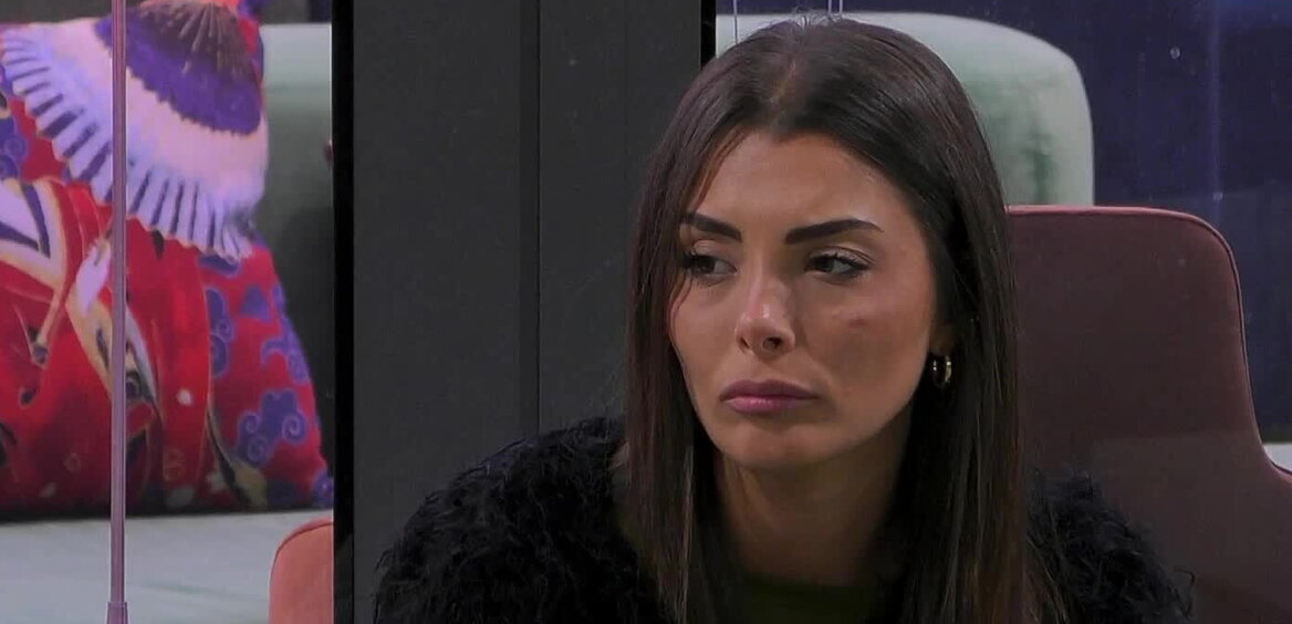 Grazia si scusa con Giulia 