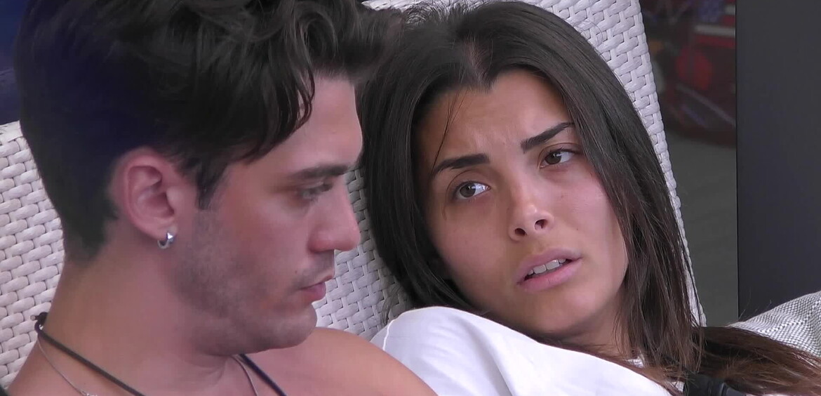 Un lungo confronto tra Grazia e Jonas 