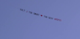 Aereo a sorpresa per Jonas Pepe: risate e complicità in Casa