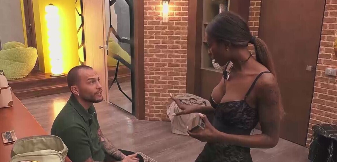 Prime discussioni in Casa: Ibiza contro Raul&agrave;