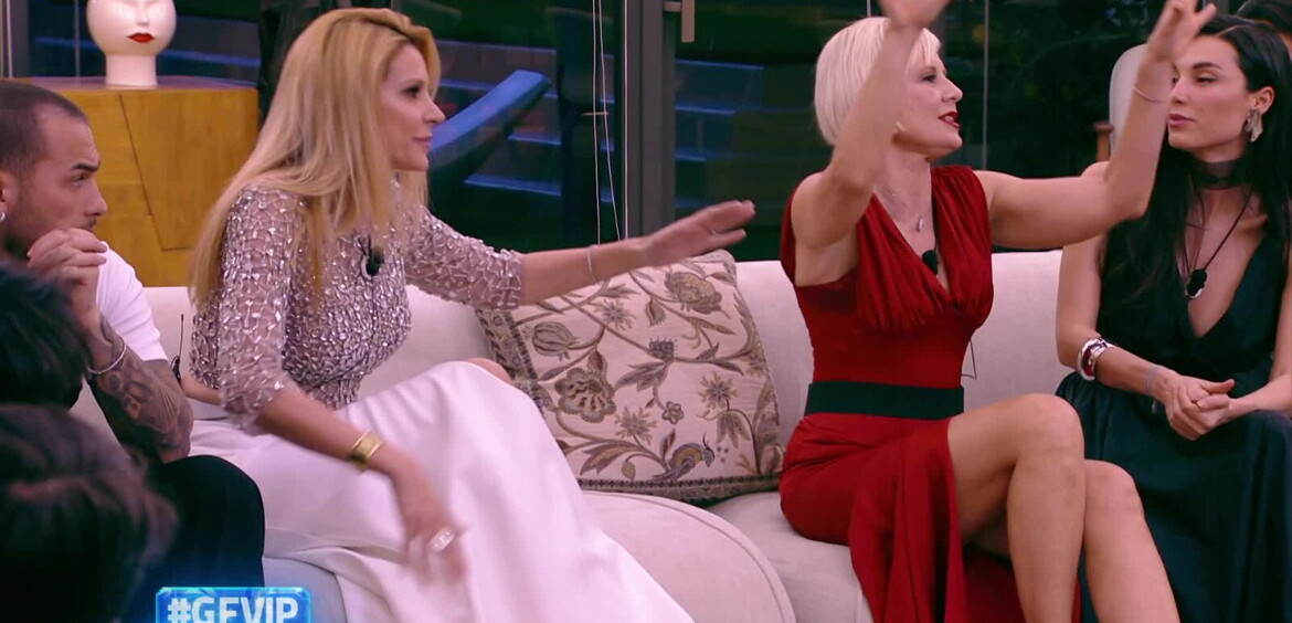 Adriana vs Antonella: un'amicizia impossibile