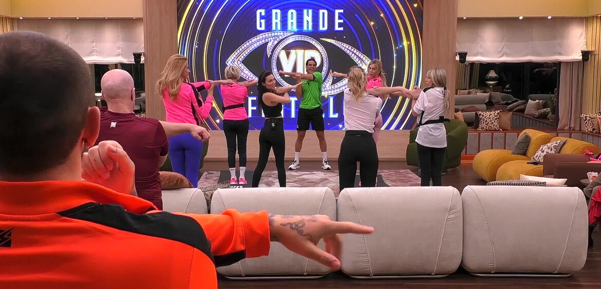 Primo allenamento per i concorrenti: l'inizio di una nuova routine