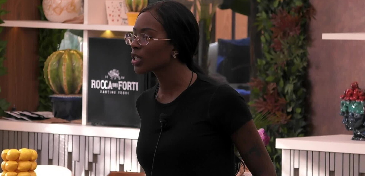 Scontro aperto tra Adriana e Ibiza