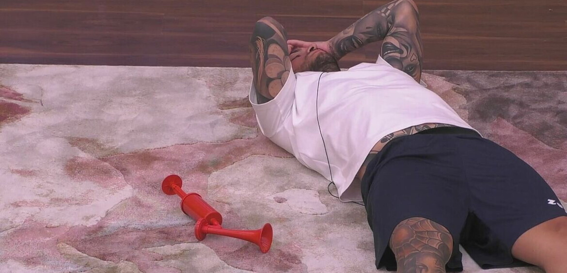 Rigori al cardiopalma per i VIP in Casa&agrave;