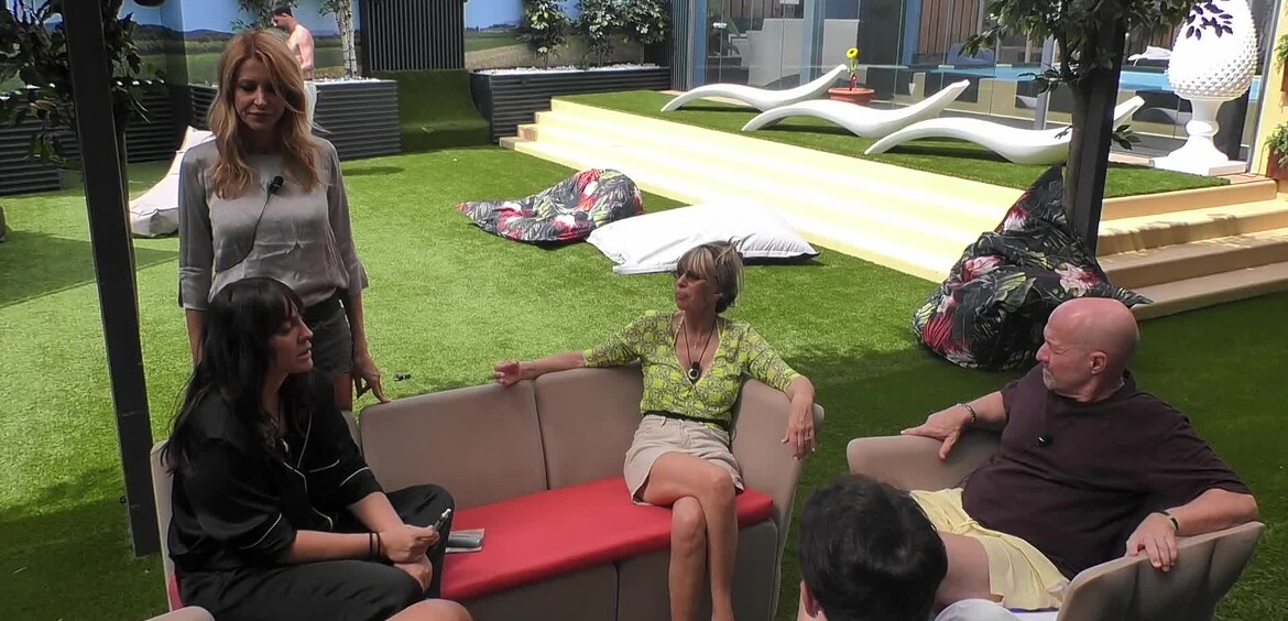 Tensioni in Casa: Alessandra contro alcuni VIP