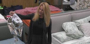 La finta dichiarazione d'amore di Renato e il rifiuto di Adriana