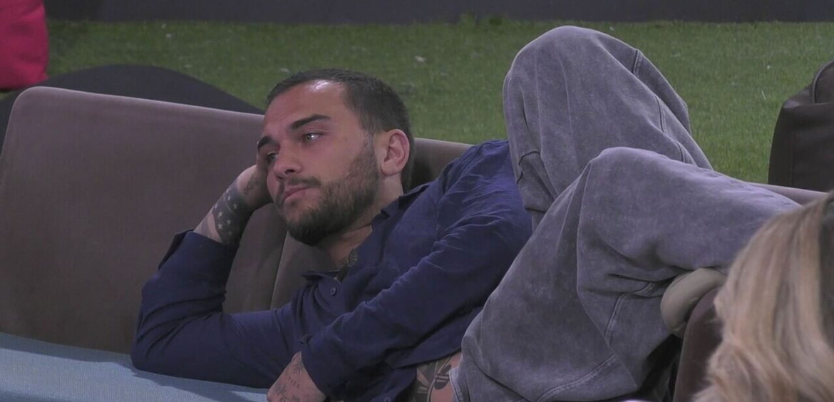 Raul e Lucia: tra incompatibilità e riflessioni sull'amore&agrave;