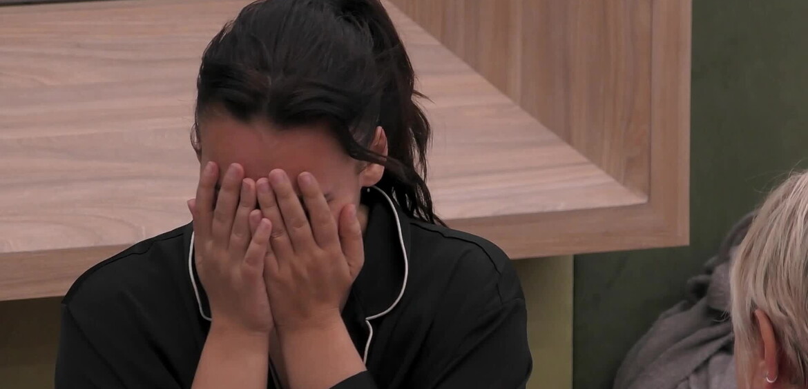 Francesca in lacrime: 