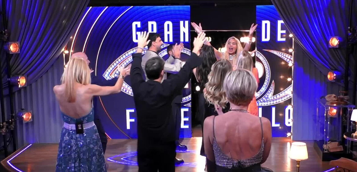 Valeria lascia la Casa