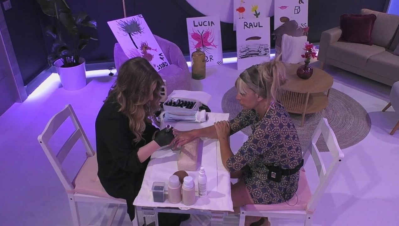 Relax e manicure per le VIP&agrave;