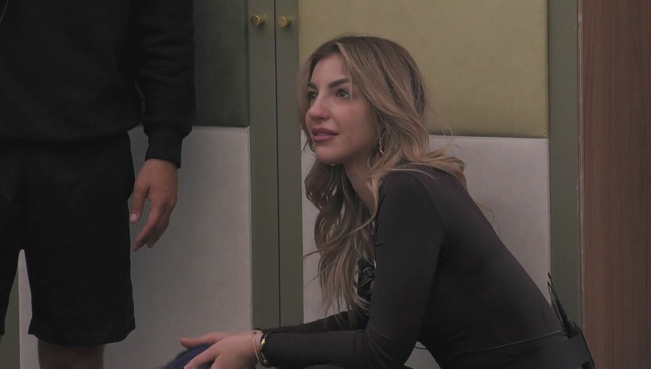 Le difficoltà di Lucia per l'esibizione in puntata&agrave;