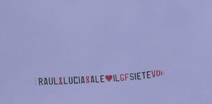Un aereo di gruppo per i VIP: 