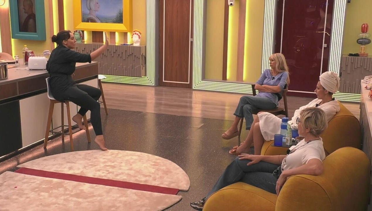 Francesca e gli altri VIP: un nuovo tentativo di chiarimento&agrave;