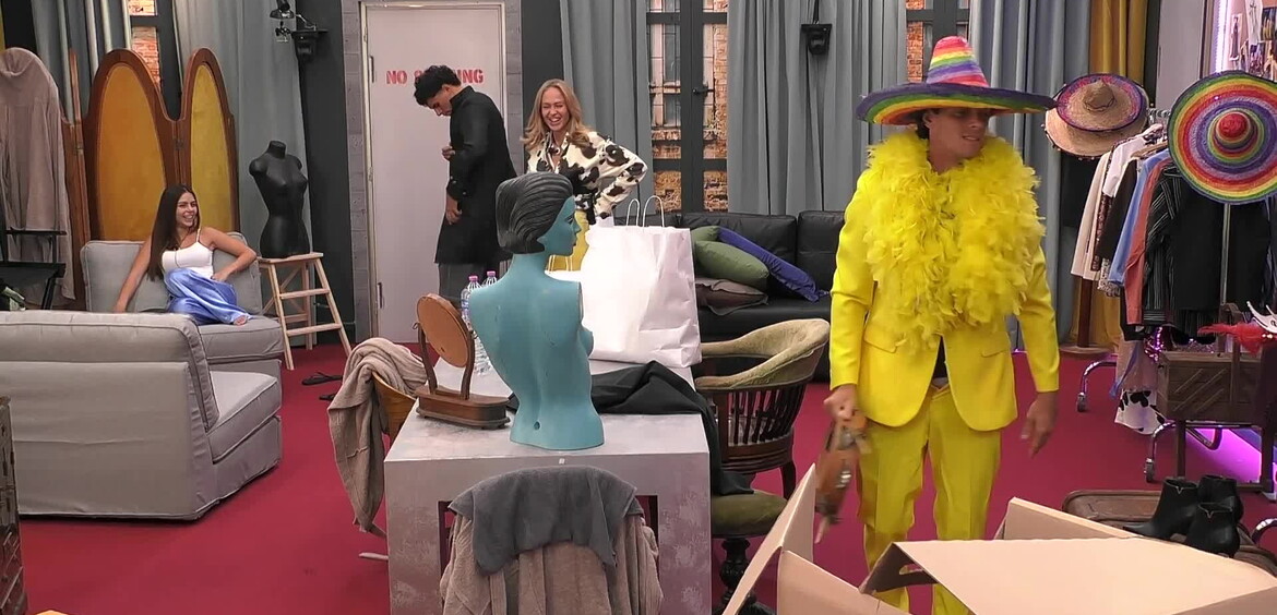 Piera, Roncaccia, Federica e Giacomo finiscono nel Backstage