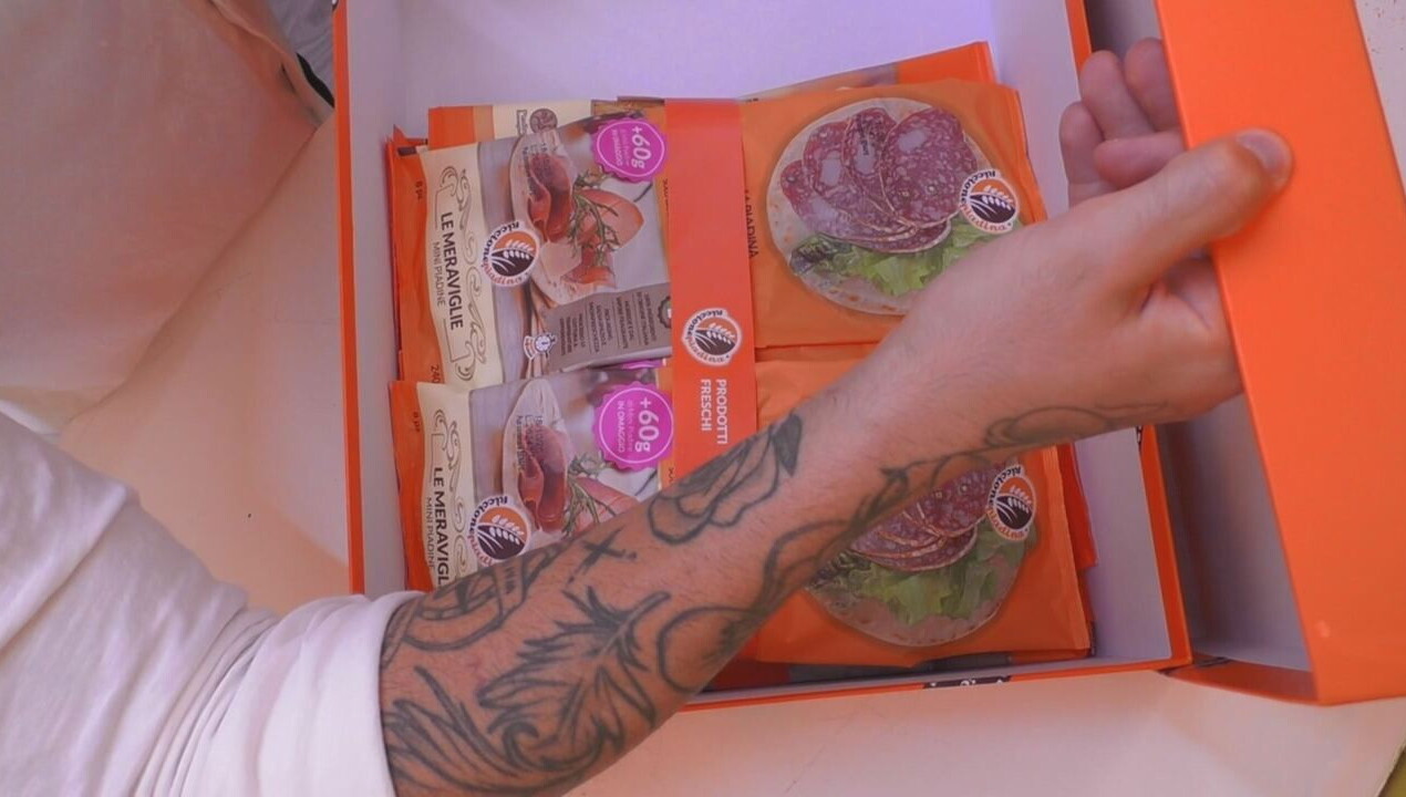 Arrivano le piadine per l'aperitivo dei VIP&agrave;