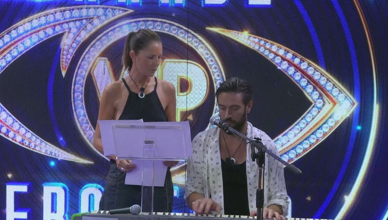 Un'esibizione tra rivali: il duetto di Alex e Marina&agrave;