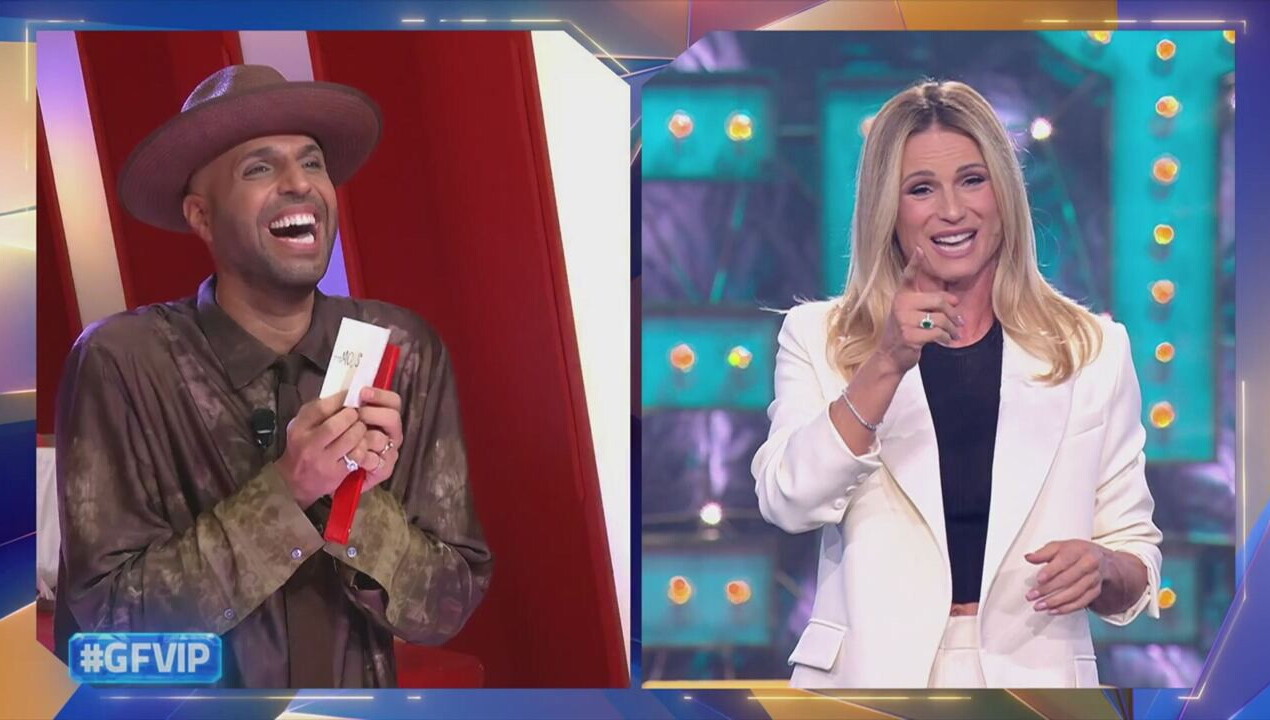 La sorpresa di Michelle Hunziker per Jonathan Kashanian&agrave;