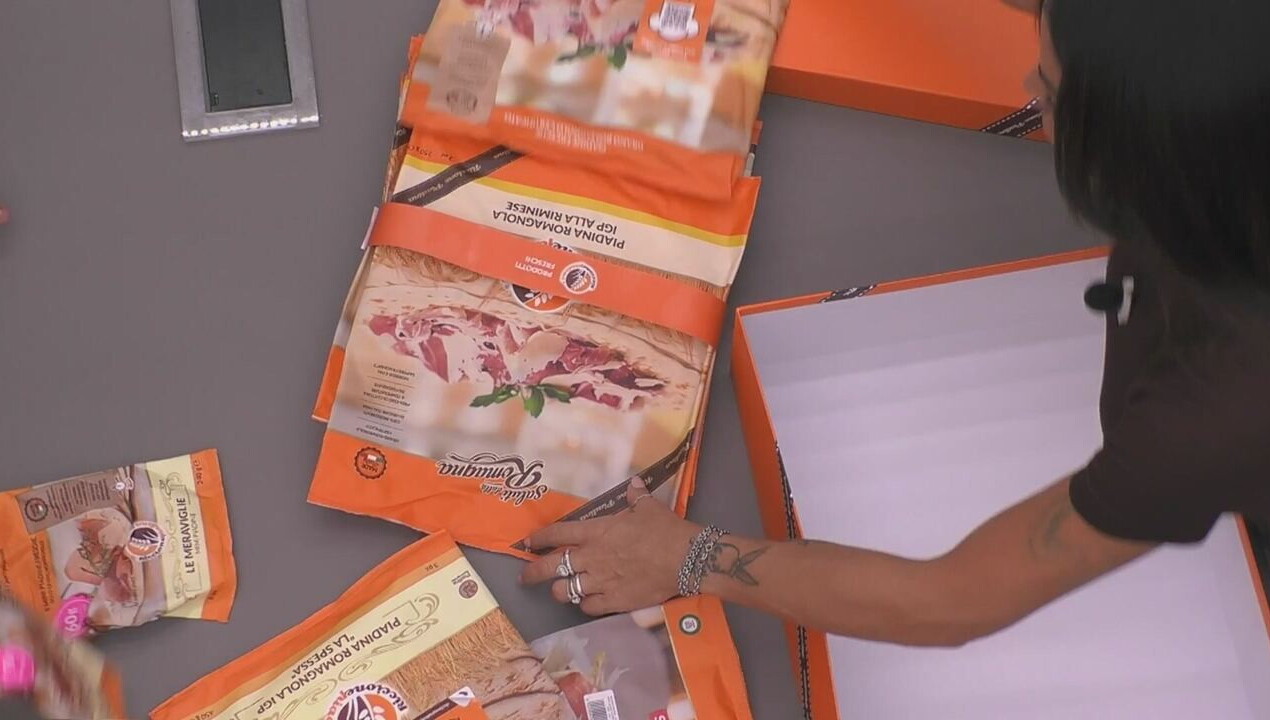 I VIP danno il via ai preparativi per l'aperitivo&agrave;
