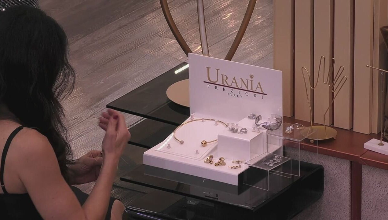 Gli ultimi dettagli degli outfit dei VIP&agrave;