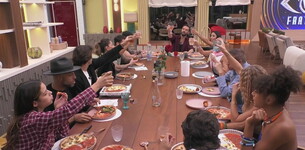 Delle buone pizze per i VIP...con sorpresa