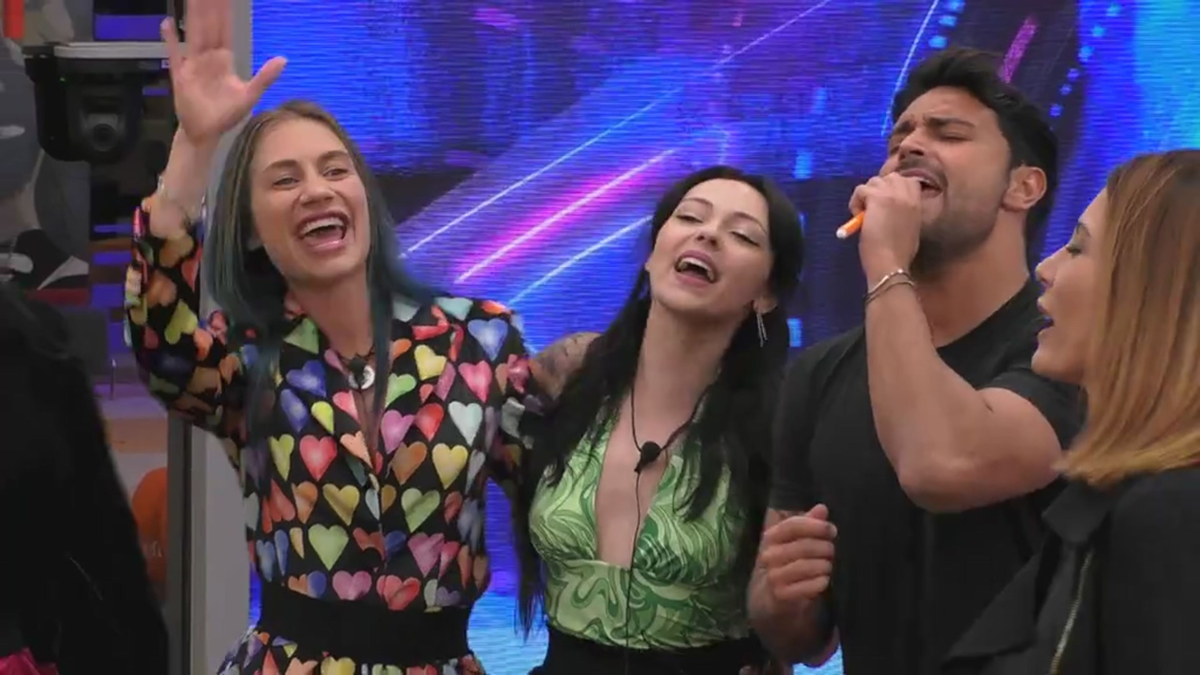 Canzoni D amore Per I Vipponi In Salone Grande Fratello VIP GFVIP 7