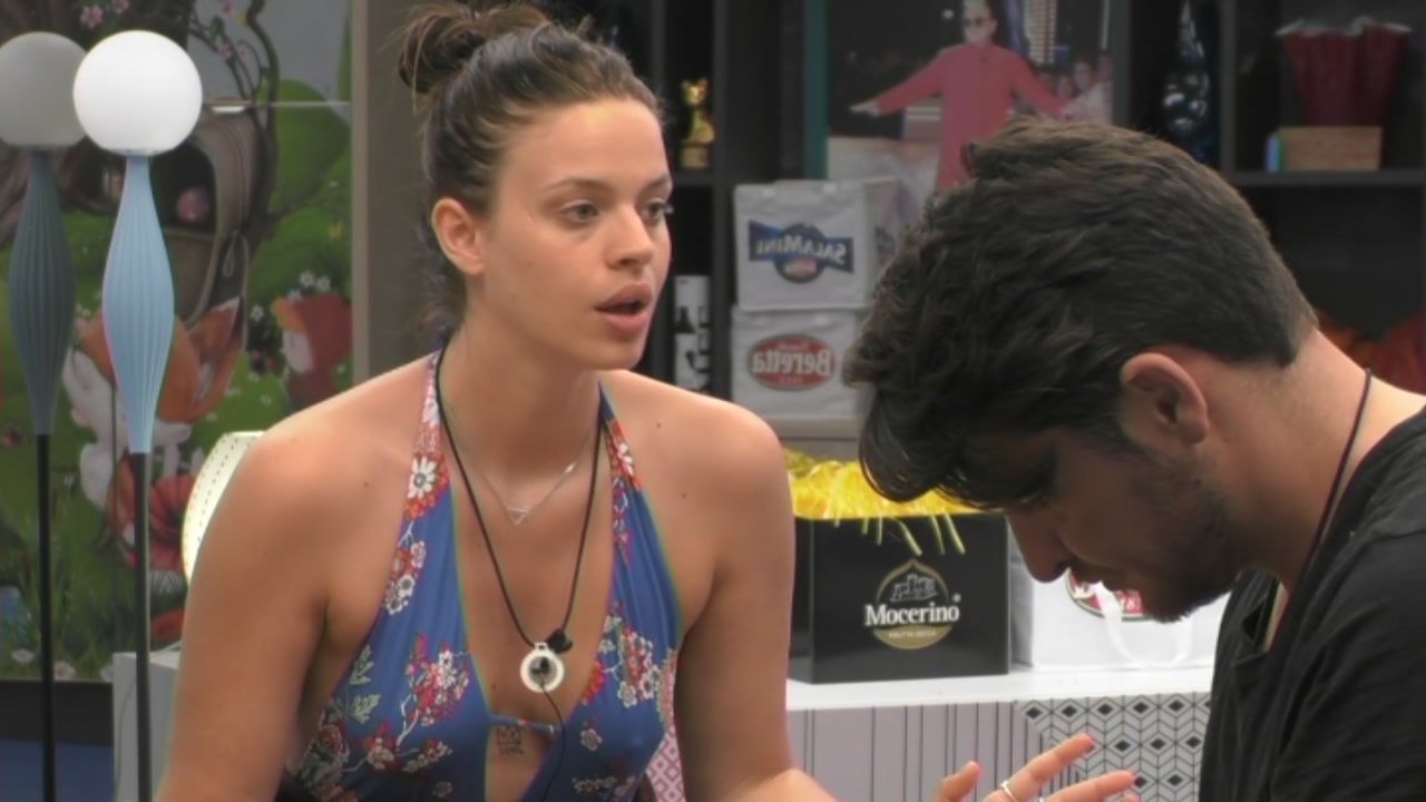 Lucia critica Mariana - Grande Fratello 2018 | GF15
